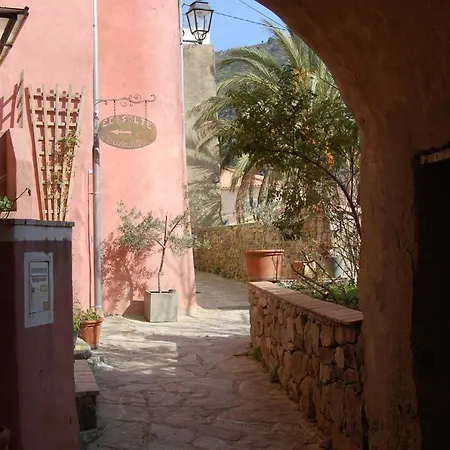E Casalte Couette-café Montegrosso